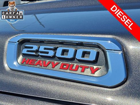 Used 2024 RAM 2500 Big Horn AWD/4WD image 32