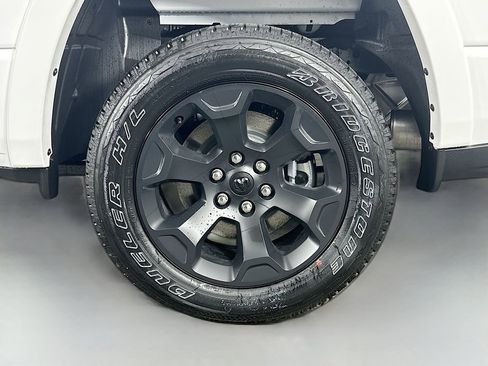 New 2026 RAM 1500 Big Horn w/ Night Edition image 17