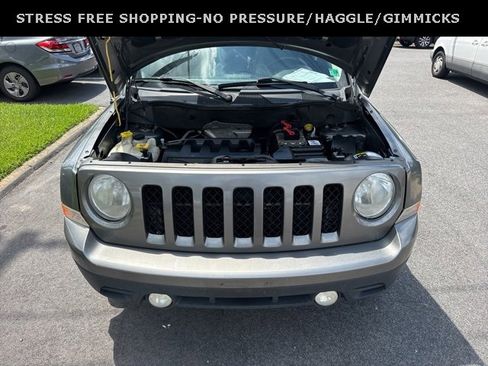 Used 2014 Jeep Patriot Latitude image 10