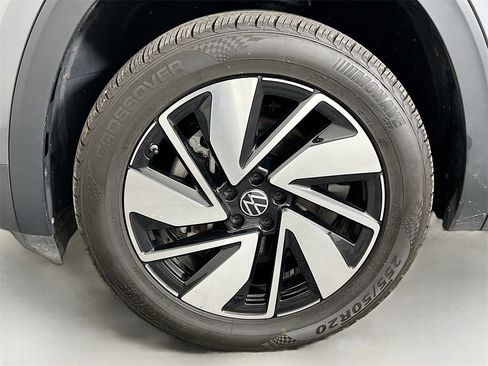 Used 2024 Volkswagen Atlas SE image 27