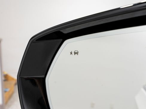 Used 2024 GMC Yukon Denali Ultimate image 14