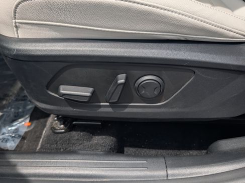 Certified 2025 Hyundai Tucson SEL AWD/4WD image 11