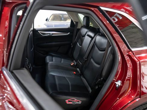 Used 2017 Cadillac XT5 Luxury image 20