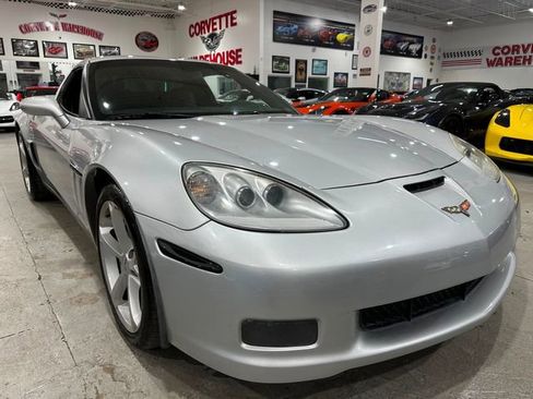 Used 2010 Chevrolet Corvette Grand Sport RWD image 4