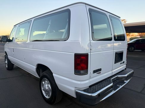 Used 2013 Ford E-350 and Econoline 350 XLT image 5