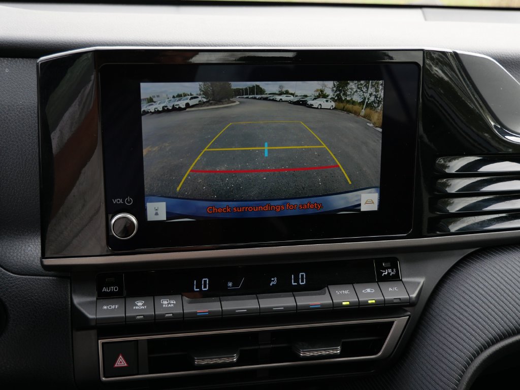 Certified 2025 Toyota Camry SE FWD image 23