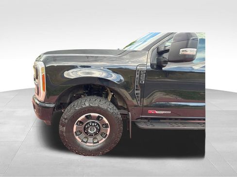 Used 2023 Ford F250 Lariat w/ Tremor Off-Road Package AWD/4WD image 32