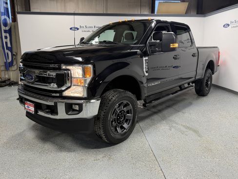 Used 2022 Ford F250 XLT w/ XLT Value Package image 3