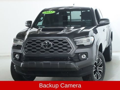 Used 2022 Toyota Tacoma TRD Sport image 4