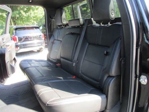 Used 2020 Chevrolet Silverado 2500 High Country w/ Z71 Off-Road Package image 27