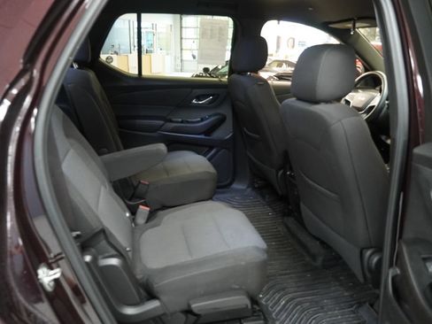 Used 2023 Chevrolet Traverse LT AWD/4WD image 20