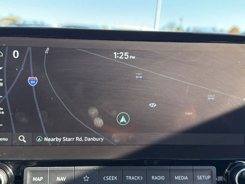 Used 2023 Hyundai Kona Limited image 18