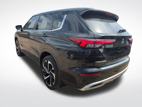 Used 2023 Mitsubishi Outlander SE AWD/4WD image 5