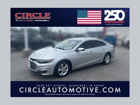 Used 2022 Chevrolet Malibu LT FWD image 1