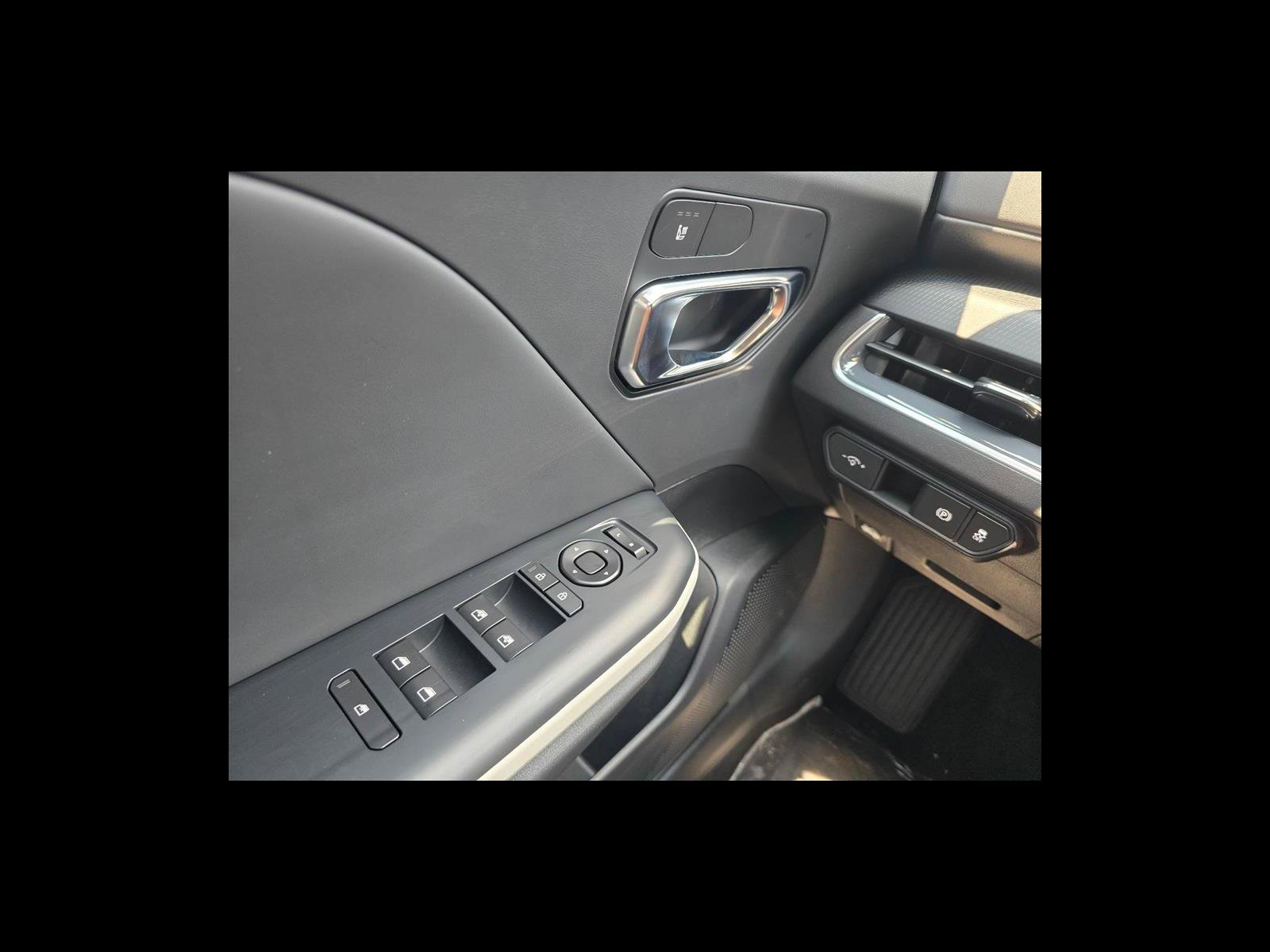 New 2026 Kia K4 GT-Line FWD image 12
