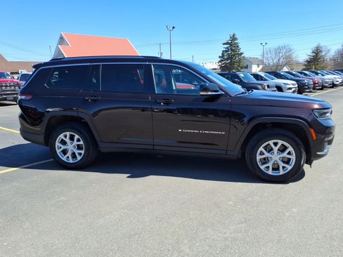 Used 2023 Jeep Grand Cherokee L Limited image 4