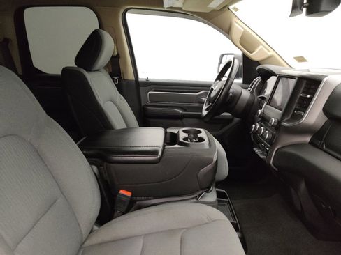 Used 2020 RAM 1500 Big Horn RWD image 21