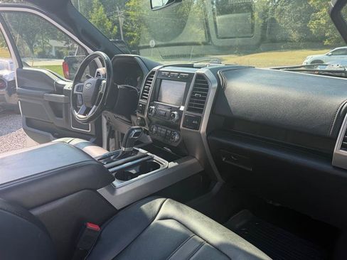 Used 2019 Ford F150 Platinum w/ Equipment Group 701A Luxury AWD/4WD image 21