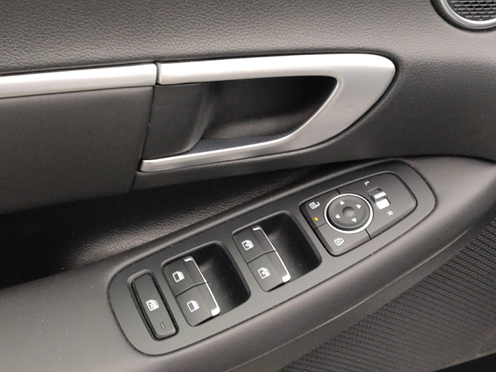 Used 2025 Hyundai Sonata SEL FWD image 27