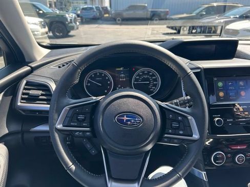 Used 2024 Subaru Forester Premium AWD/4WD image 17
