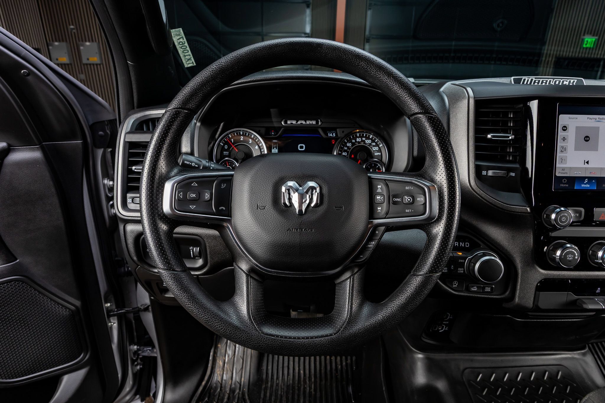 Used 2025 RAM 1500 Warlock AWD/4WD image 19