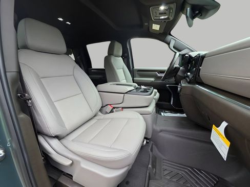 New 2026 Chevrolet Silverado 2500 LT w/ Texas Edition AWD/4WD image 11