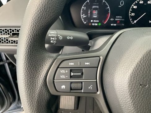 New 2026 Honda HR-V LX image 10