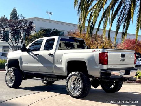 Used 2015 Chevrolet Silverado 2500 LT w/ Z71 Package, Off-Road image 4