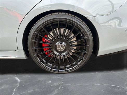 Used 2024 Mercedes-Benz S 63 AMG S image 36
