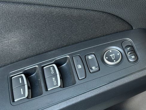 Used 2024 Honda Civic LX image 13