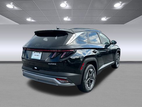 New 2025 Hyundai Tucson SEL image 7