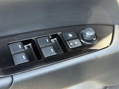 Used 2019 MAZDA CX-5 Touring image 22