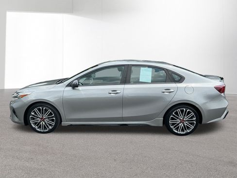 Used 2022 Kia Forte GT w/ GT Technology Package FWD image 6