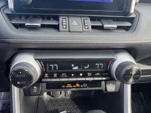 Used 2023 Toyota RAV4 XLE Premium image 22
