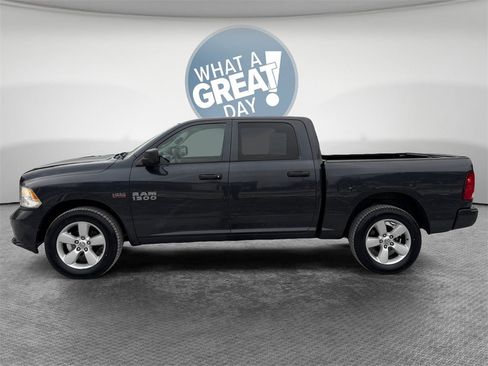 Used 2015 RAM 1500 Express image 7