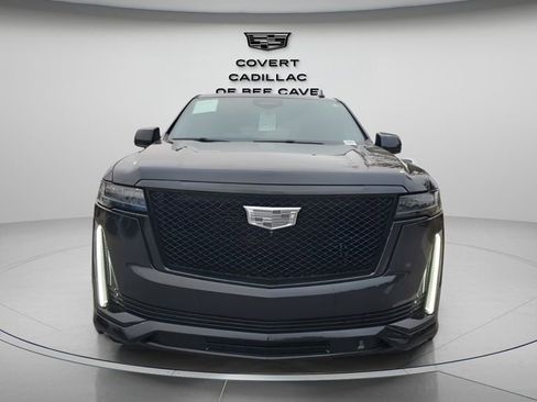 Certified 2022 Cadillac Escalade ESV Sport Platinum w/ LPO, ONYX Package image 2