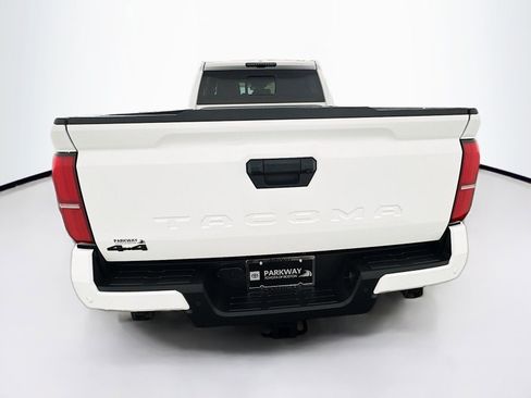Certified 2024 Toyota Tacoma TRD Sport w/ TRD Sport Upgrade Package image 5