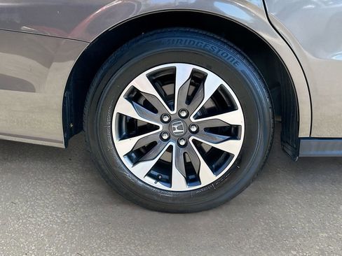 Used 2021 Honda Odyssey EX-L image 32