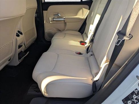 New 2026 Mercedes-Benz GLB 250 image 14