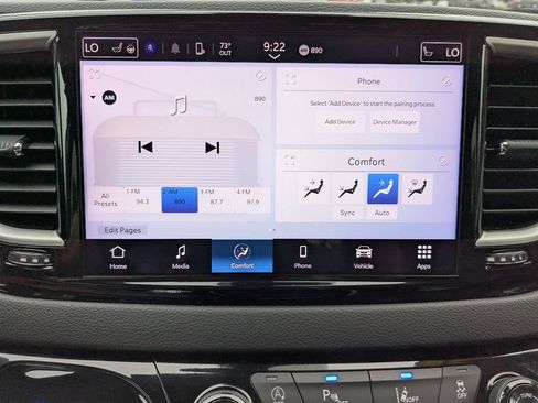 Used 2024 Chrysler Pacifica Touring-L FWD image 29