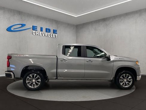 New 2026 Chevrolet Silverado 1500 LT image 2