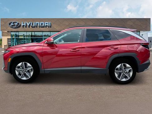 New 2025 Hyundai Tucson SEL AWD/4WD image 3
