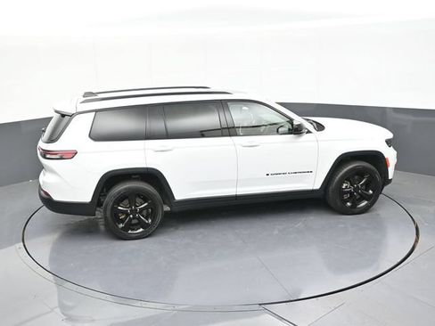 Used 2023 Jeep Grand Cherokee L Laredo AWD/4WD image 64