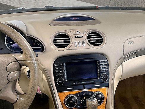 Used 2007 Mercedes-Benz SL 550 w/ AMG Sport Pkg image 5