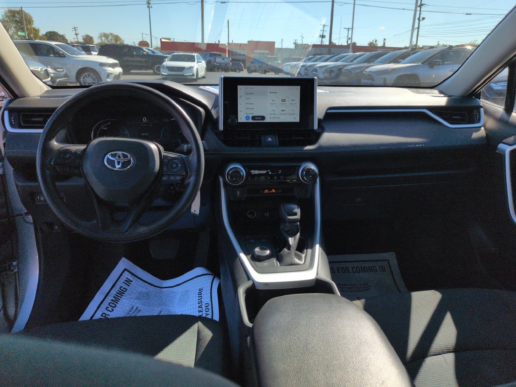 Certified 2024 Toyota RAV4 LE AWD/4WD image 12