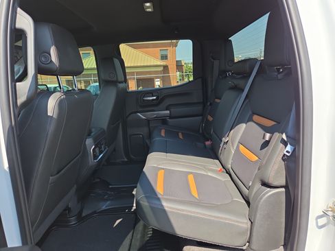 Used 2021 GMC Sierra 1500 AT4 AWD/4WD image 11