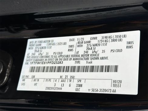 Used 2023 Ford F150 Lariat w/ Trailer Tow Package image 30