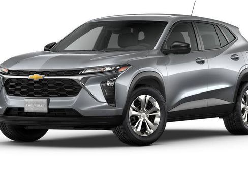 New 2024 Chevrolet Trax LS FWD image 2