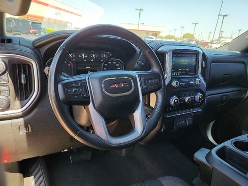Used 2022 GMC Sierra 1500 Elevation AWD/4WD image 11