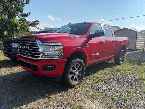Used 2021 RAM 2500 Limited AWD/4WD image 1